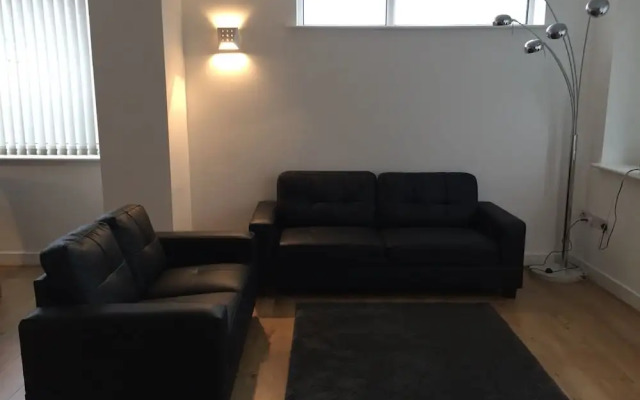 High 5 Apartment