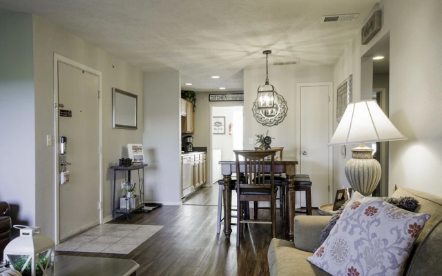 Vinyards 2954 Unit 5 3 Bedroom Condo