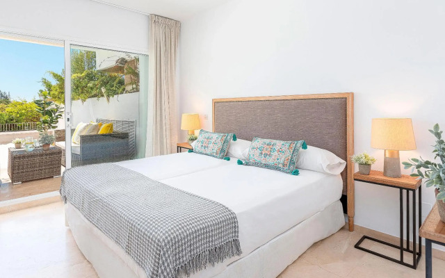 Genteel Home Las Lomas de Marbella Club