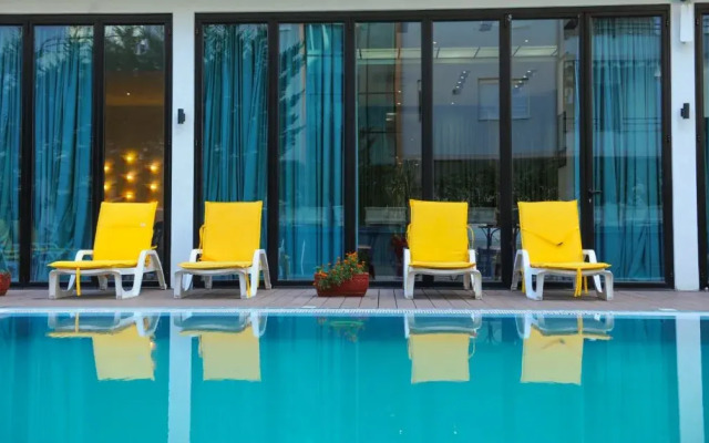 Hotel Leonardo