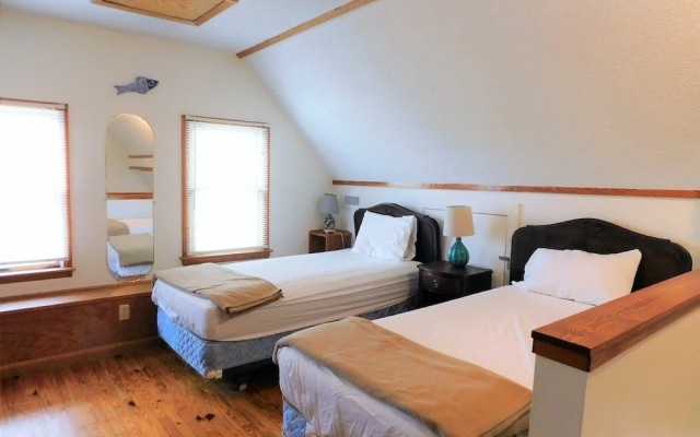 Pine at Ocracoke - 3 Br Home