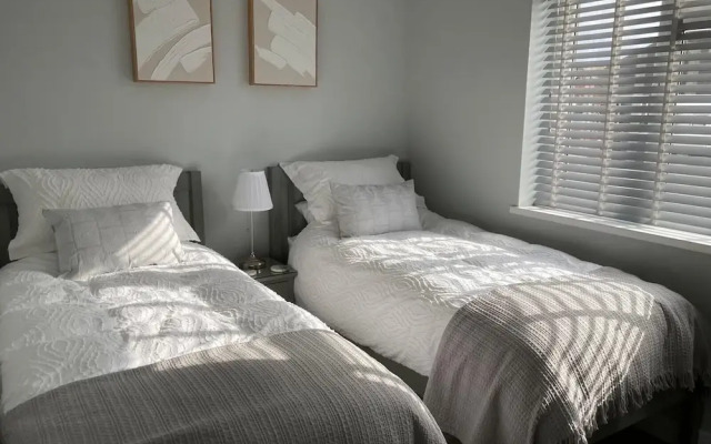 Stylish, Contemporary Home in Earl Shilton