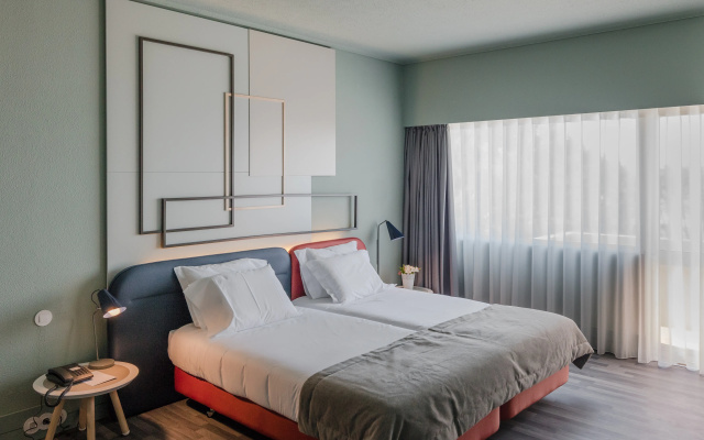 Axis Ofir Beach Resort Hotel