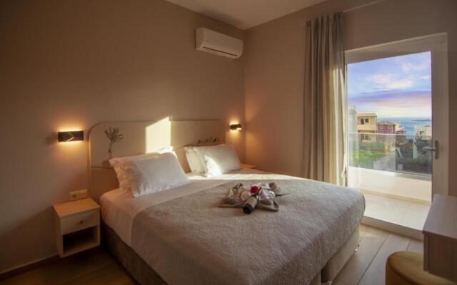 Vakakis Family Luxury Studios