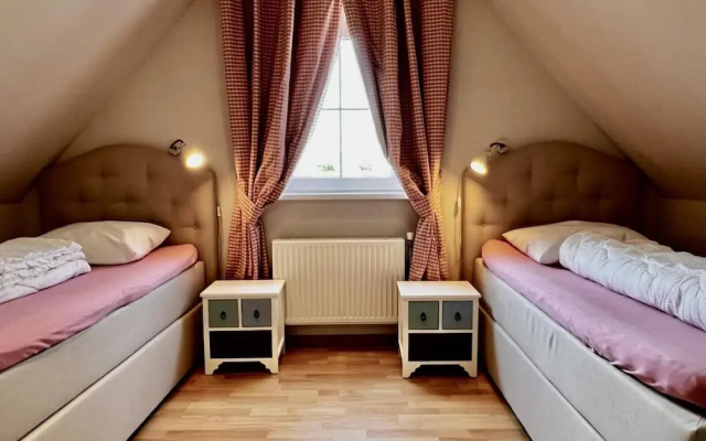 Holiday Home in Sint Maartenszee for 6