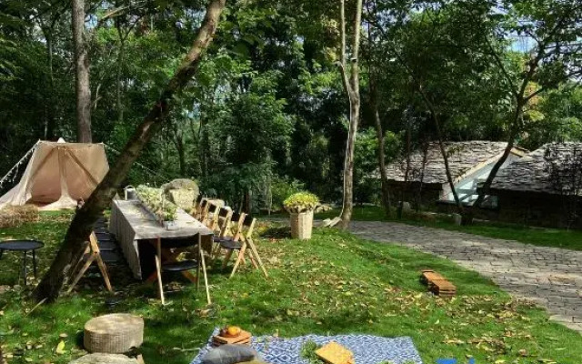 Jianglu Village Dawn Resort