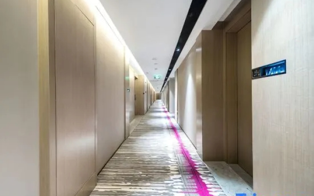 Lavande Hotels Haikou Youyiyangguangcheng Wanxiangcheng Plaza Branch