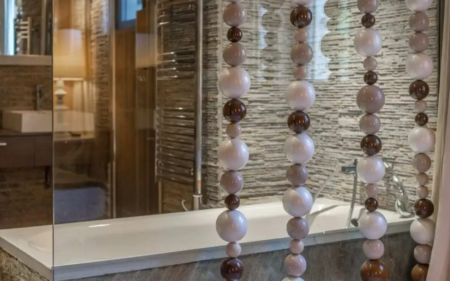 Belle Étoile Luxury Private Apartment
