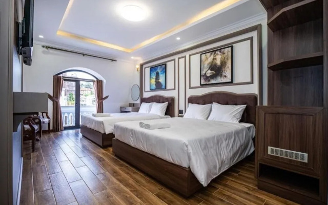 The Art - Win Hotel