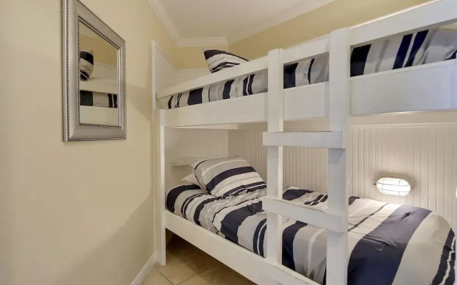 Seascape 1108 - 2 Br Condo