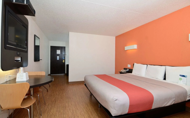Motel 6 South Haven, KS