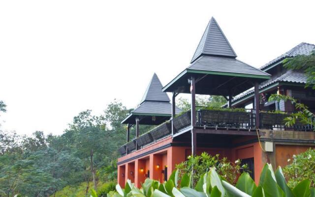 Отель Thaton Hill Resort