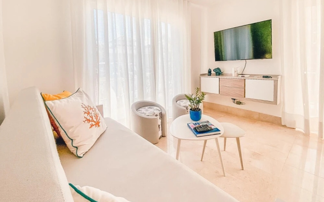 Cozy Villa at Green One 5D W Breakfast Included