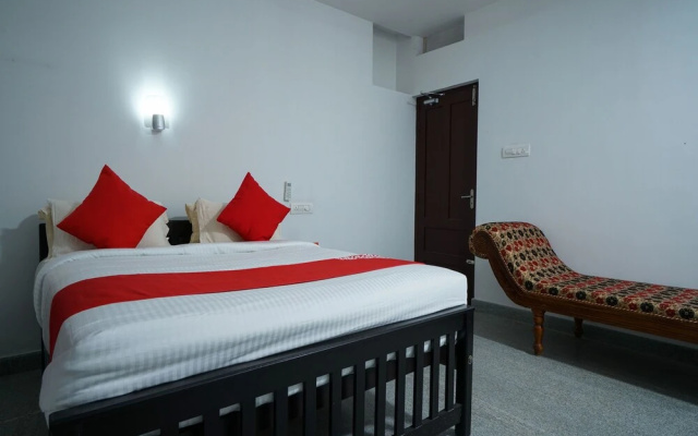 OYO 14270 Marottickal Residency