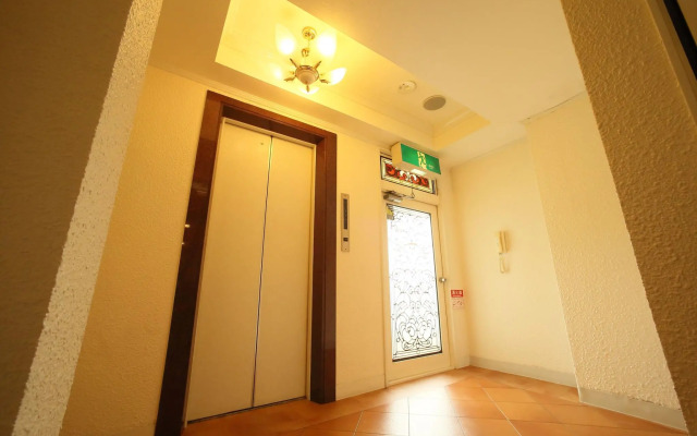 Hotel Olive Kyoto Yamashina - Adults Only
