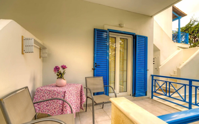 Sea Breeze Corner ,cozy Flat Neat the Beach