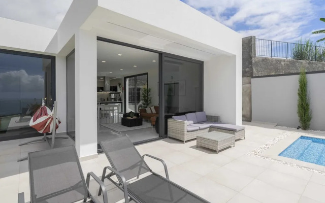 House With Pool and sea View, Pearl of Calheta