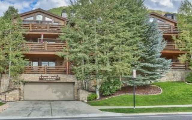 Comstock Lodge by Deer Valley's Signature Collecti
