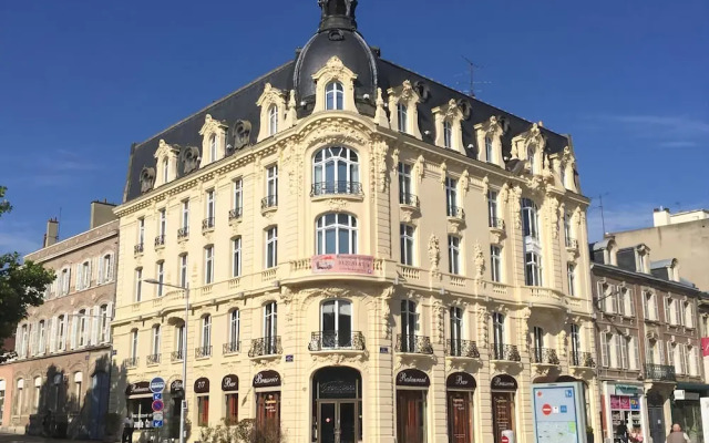 Le Carlton