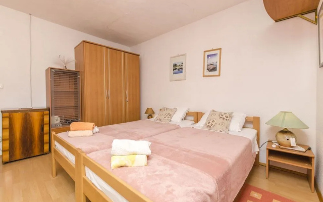 Apartment Snjezana