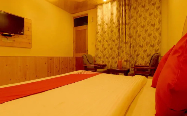 OYO 18337 Dishant Cottage