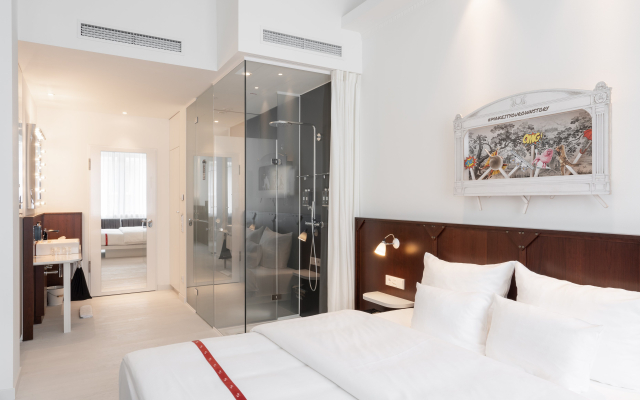 Ruby Leni Hotel Dusseldorf