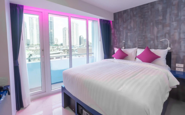 Spark Hotel