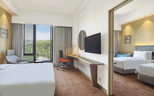 Hotel Holiday
