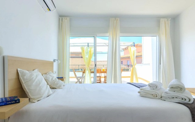 LA MERCED Penthouse 4BR 2BT Private Terrace
