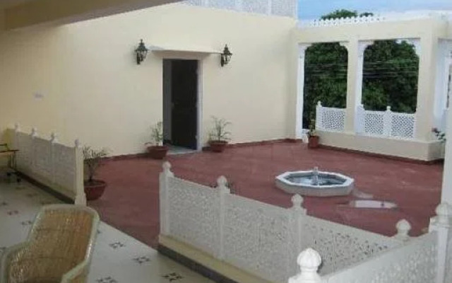 Jai Vilas Homestay