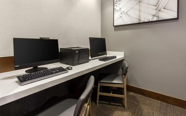 Hyatt Place Charlotte Airport / Billy Graham Parkway