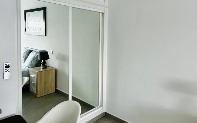 Studio apt With Spectacular Views of Lagos Marina