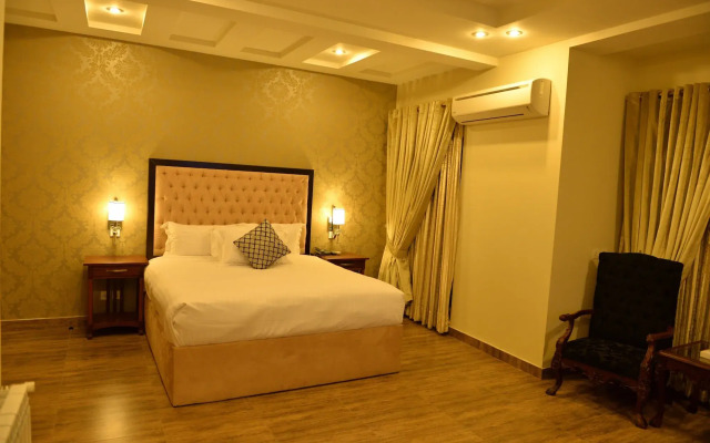 Bella Hotel