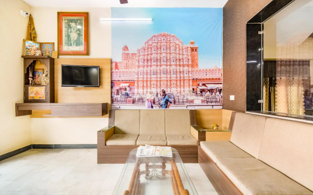 OYO 72203 Hotel Shrinath