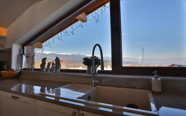 Luxurious Chalet near Pirin Golf Resort