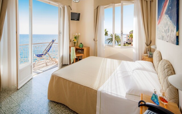 Hotel Golfo E Palme