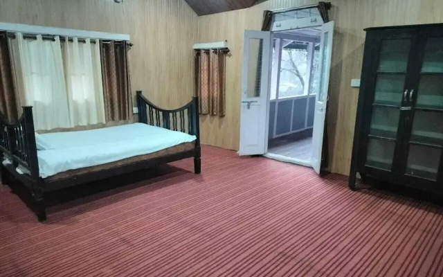 Castleton Casa