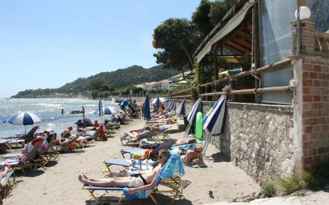 Castello Beach Hotel