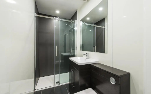 City Centre, 5 star Ground Floor