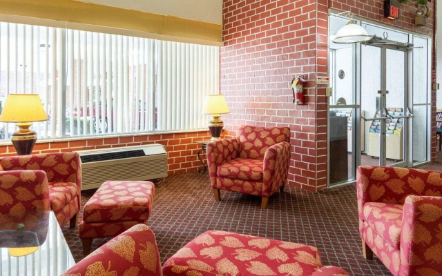 Rodeway Inn Emporia Inn