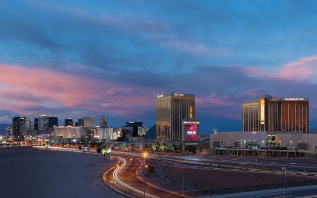 Staybridge Suites Las Vegas 0