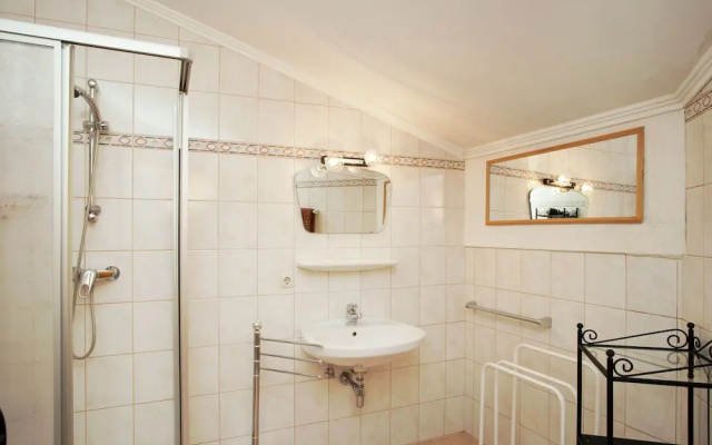 Comfortable Apartment in Saalbach-hinterglemm Near Ski Area