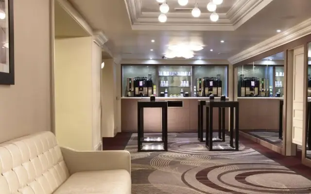 Thistle Euston Hotel