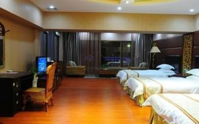 Longhu Island Hotel