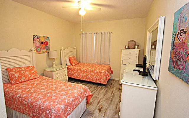 Romar House