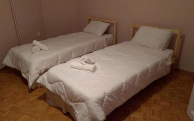Апартаменты Spacious Apartment in Vironas комната для гостей