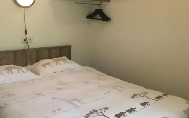 Geschakelde bungalow op de Veluwe "De Eekhoorn"