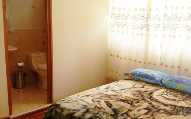 Hostal y Restaurante Business Rosh