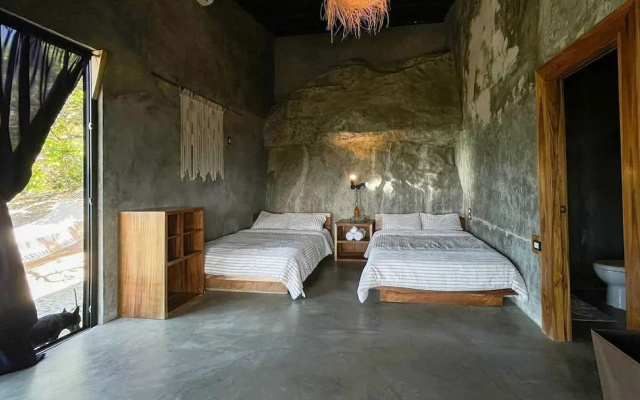 Destino Hotel & Hot Springs Day Pass
