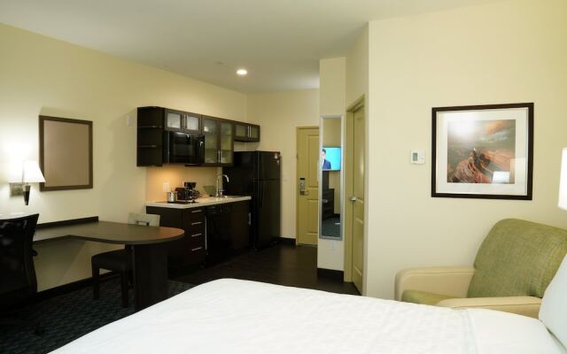 Candlewood Suites Plano North 1